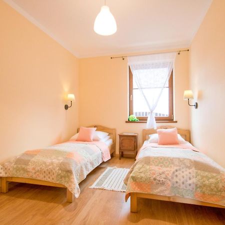 Apartamenty Trojaki Przy Termach - Banska Nizna Oda fotoğraf
